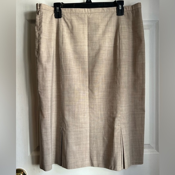 🔹3 for $10🔹 Country Clothes by Pendleton Pencil Skirt - Picture 2 of 6